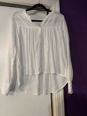 American Eagle Outfitters White Button-Front Gauzy Blouse